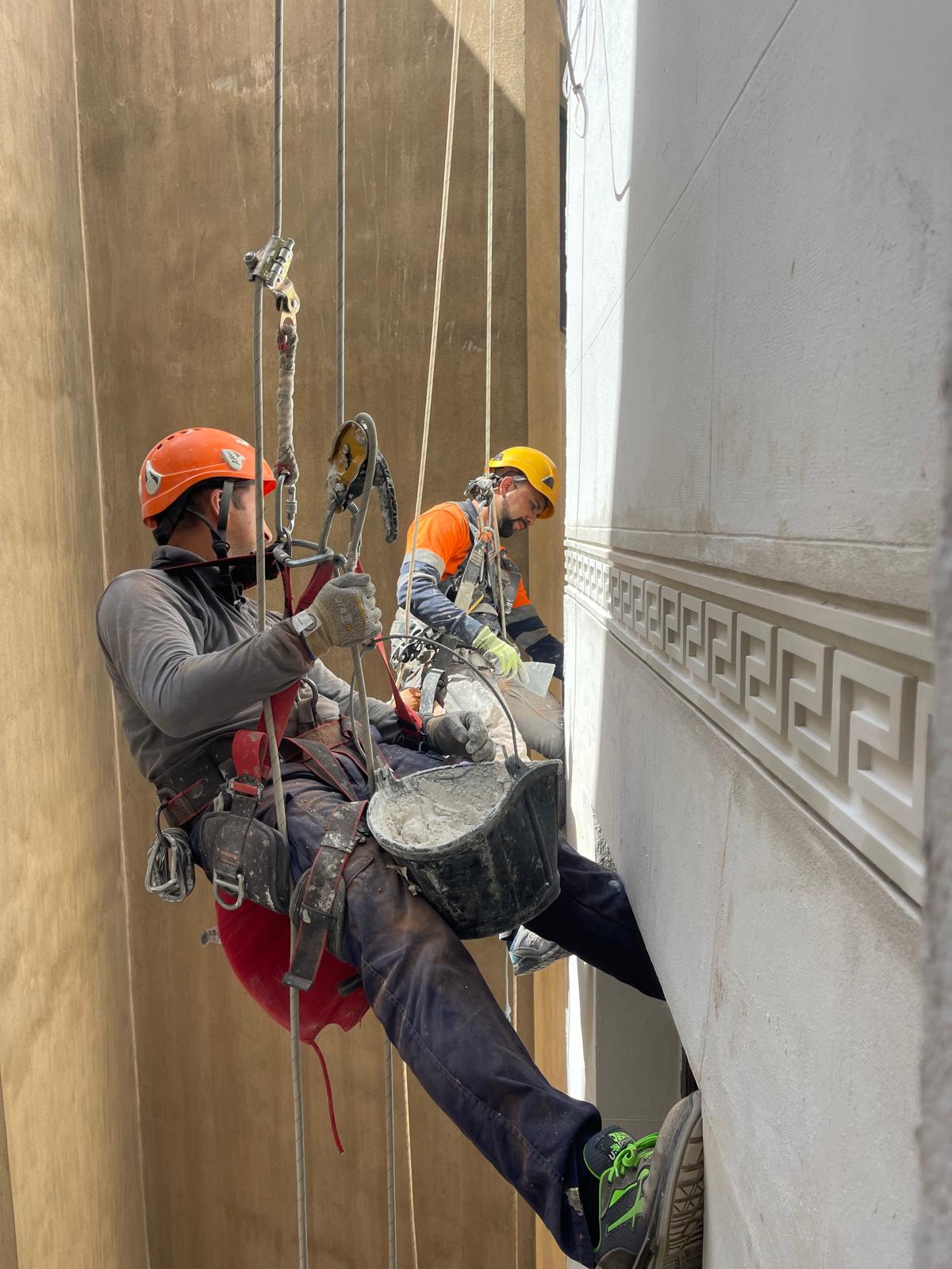 Ejemplo de trabajos verticales